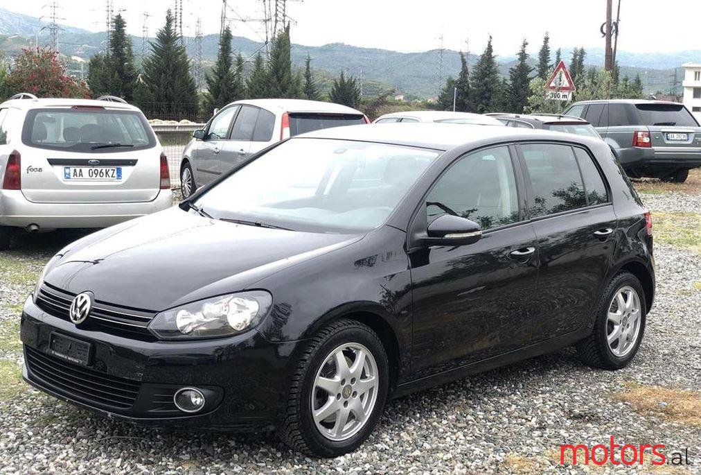 2008' Volkswagen Golf photo #1