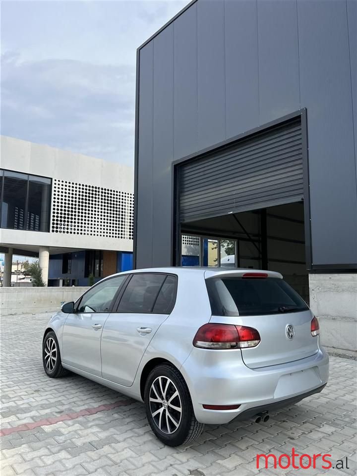 2012' Volkswagen Golf photo #5