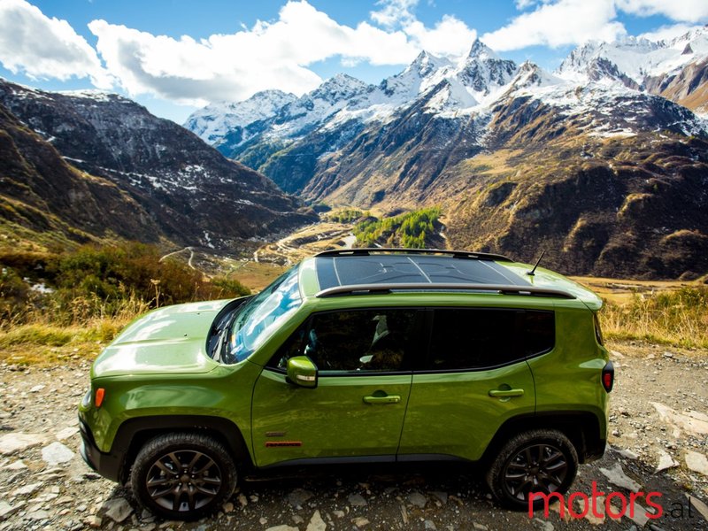 2016' Jeep Renegade photo #3