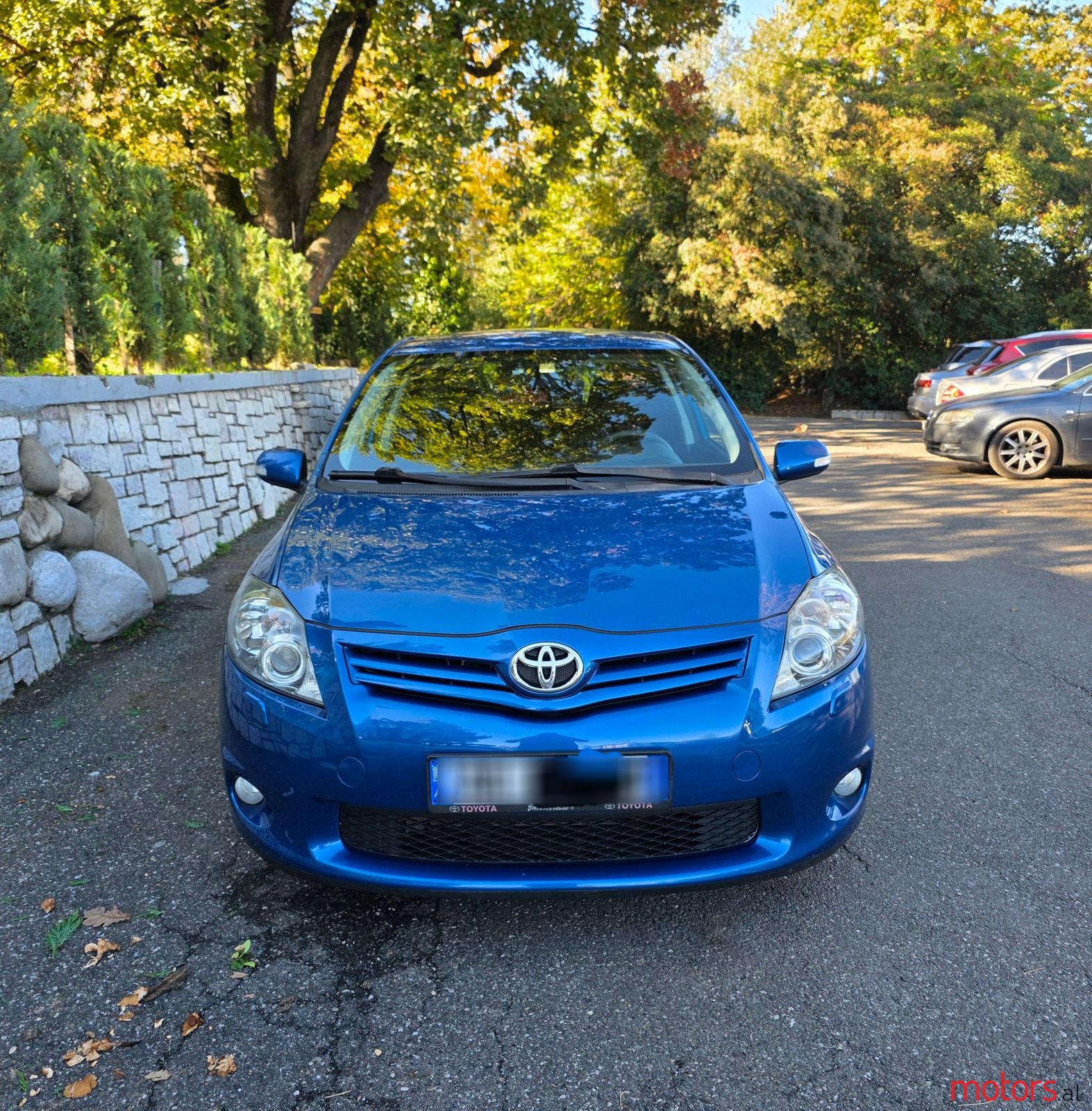 2010' Toyota Auris photo #3