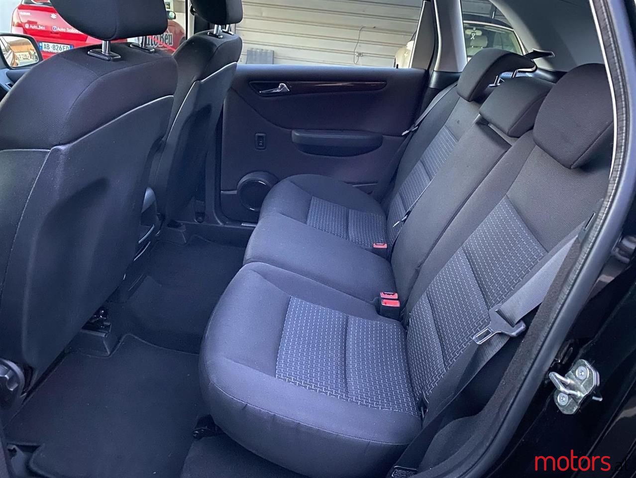 2009' Mercedes-Benz B 200 photo #1