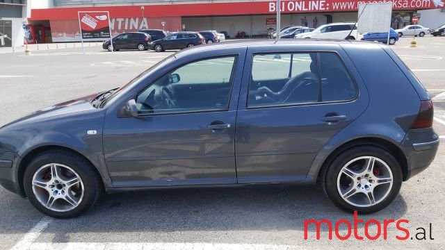 2000' Volkswagen Golf photo #4