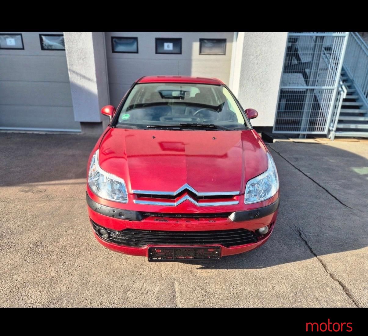 2008' Citroen C4 photo #3