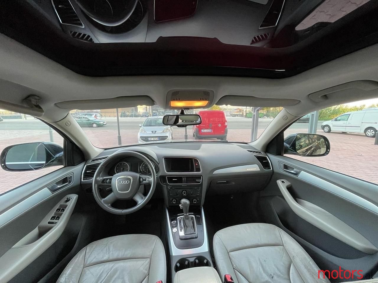 2009' Audi Q5 photo #5