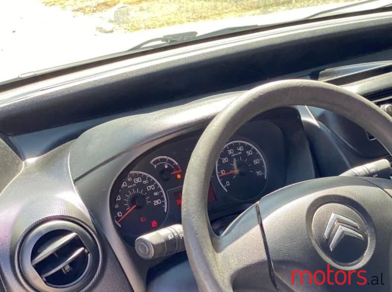 2011' Citroen Nemo photo #5