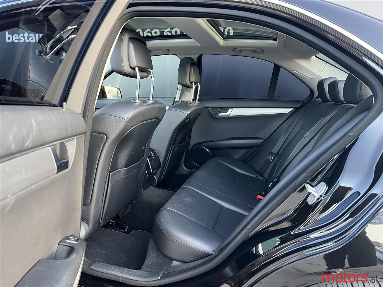 2013' Mercedes-Benz C 220 photo #6