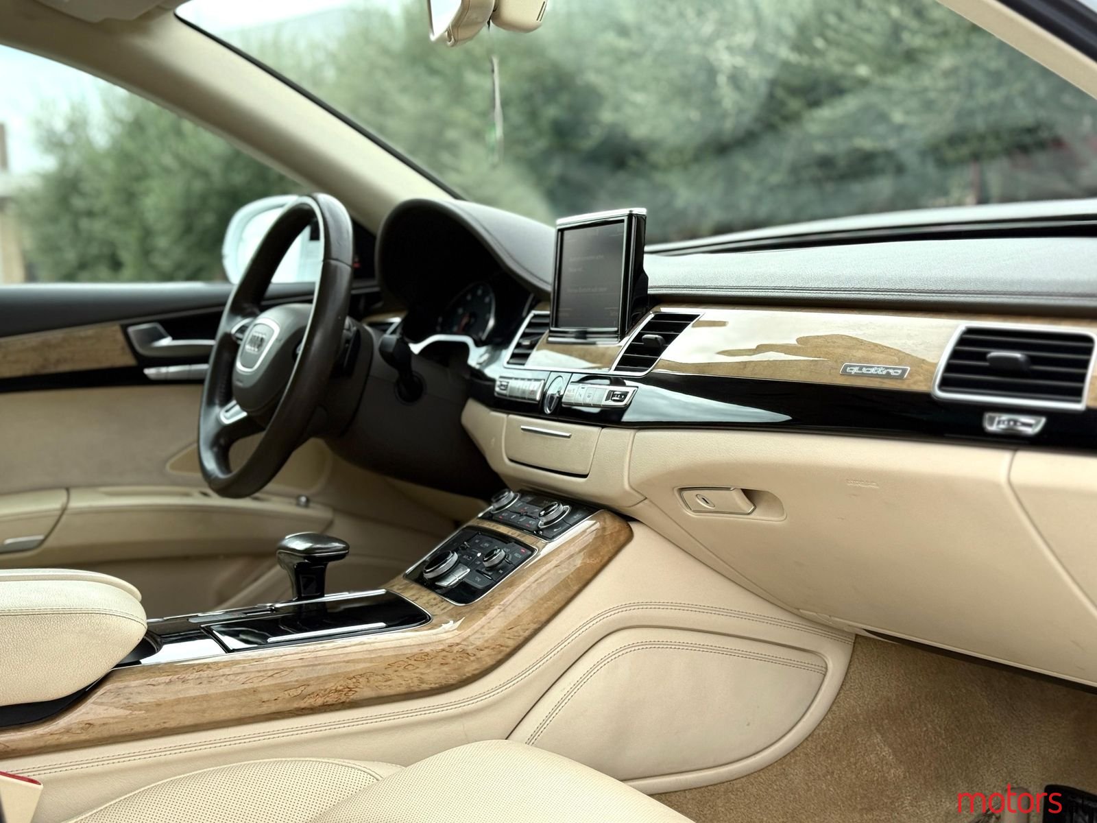 2013' Audi A8 photo #4