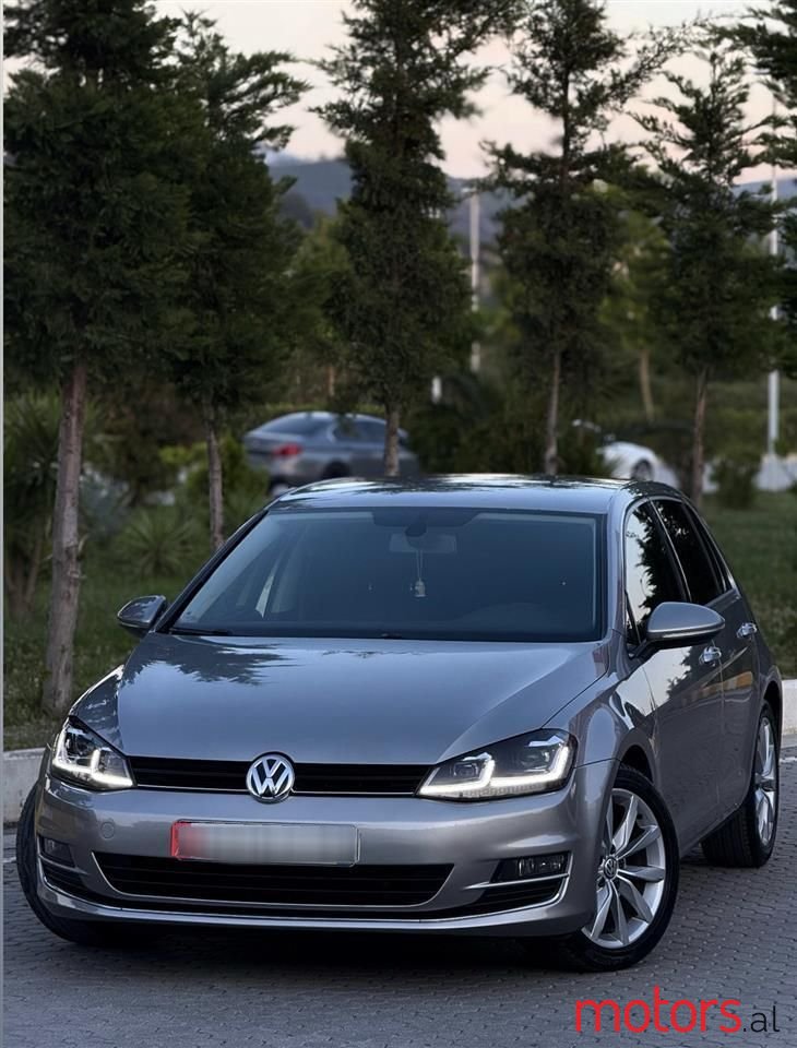 2013' Volkswagen Golf photo #1