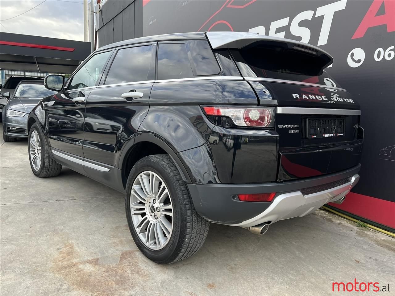2011' Land Rover Range Rover Evoque photo #2