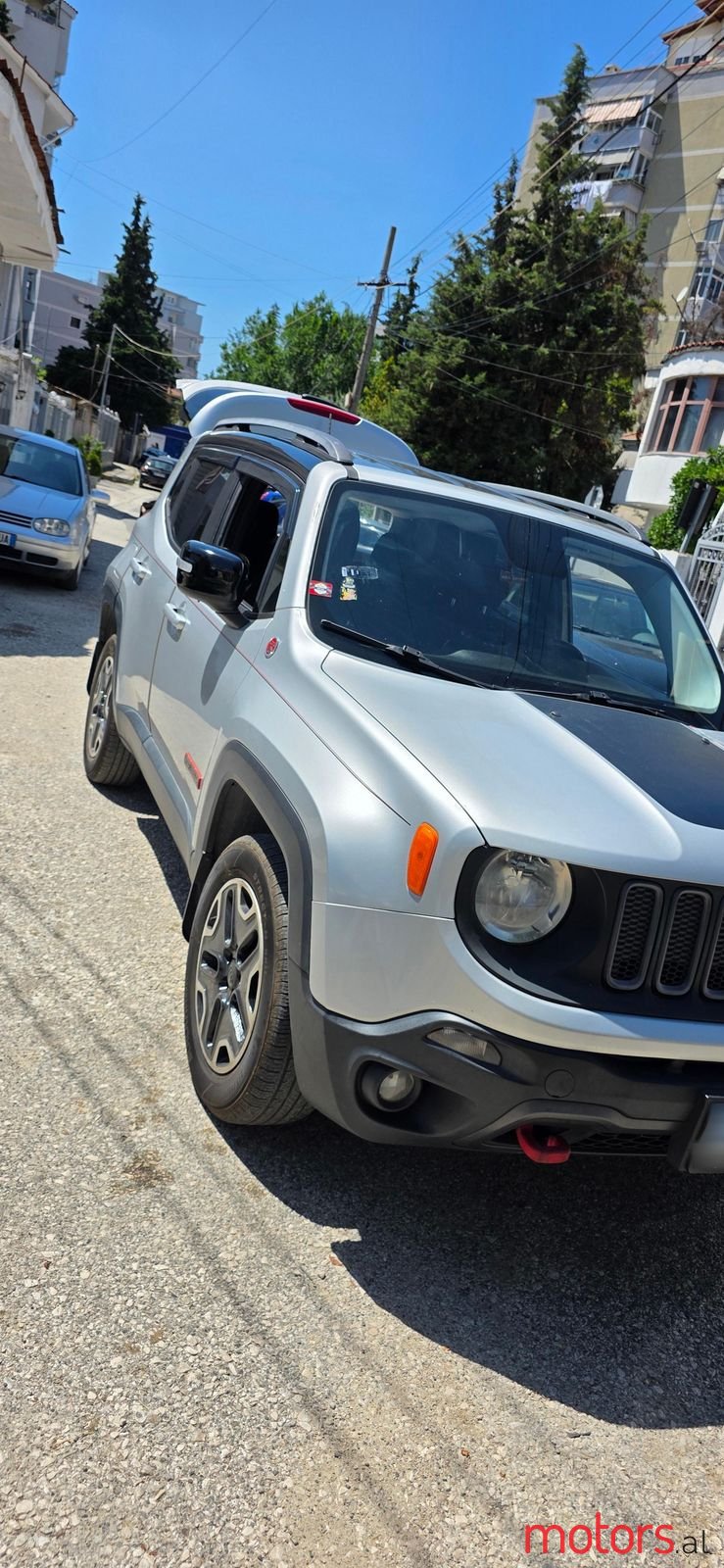 2015' Jeep Renegade photo #1