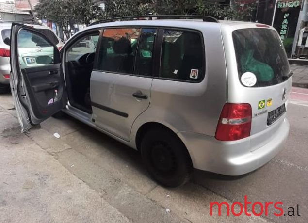 2003' Volkswagen Touran photo #1