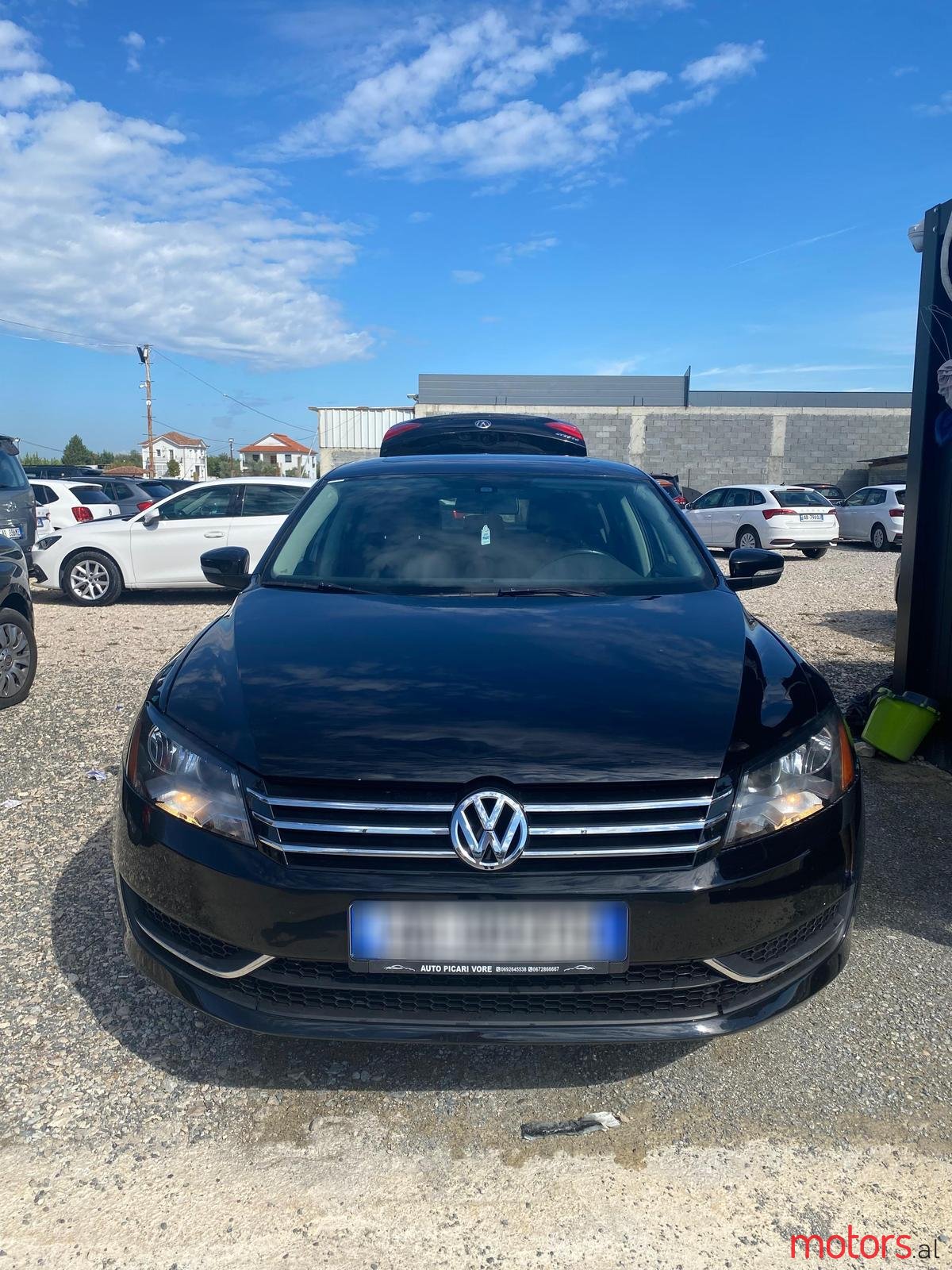 2013' Volkswagen Passat photo #6