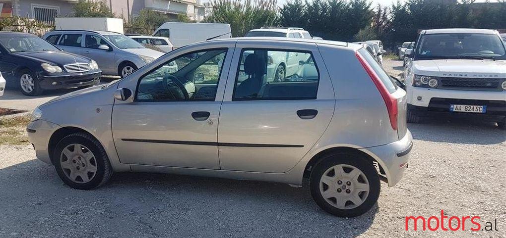 2004' Fiat Punto photo #1