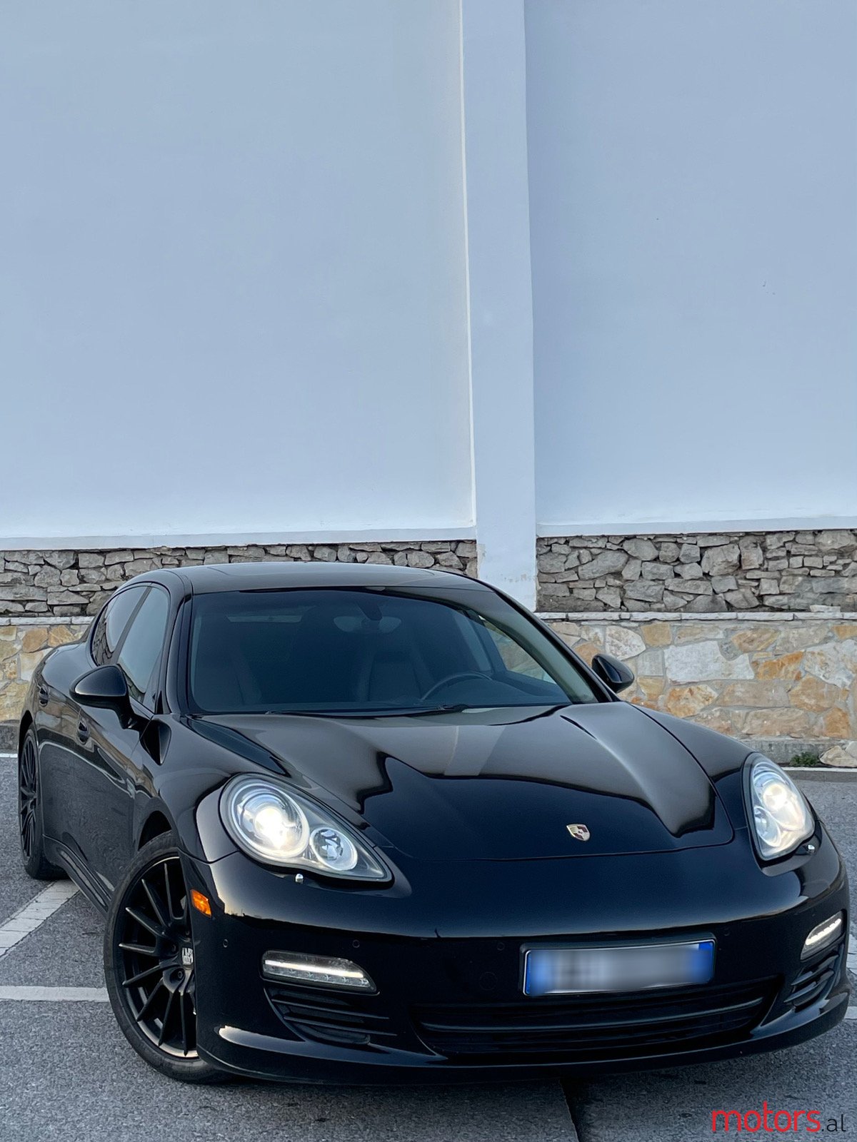 2011' Porsche Panamera photo #4