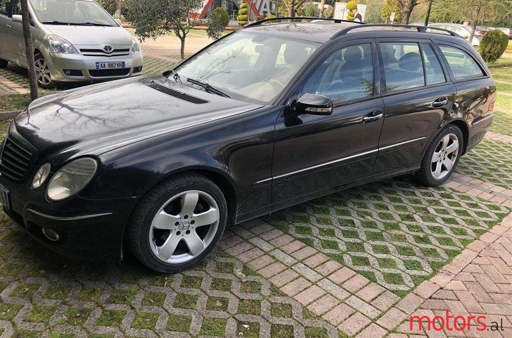 2007' Mercedes-Benz E 200 photo #1