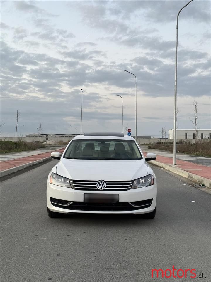 2014' Volkswagen Passat photo #3