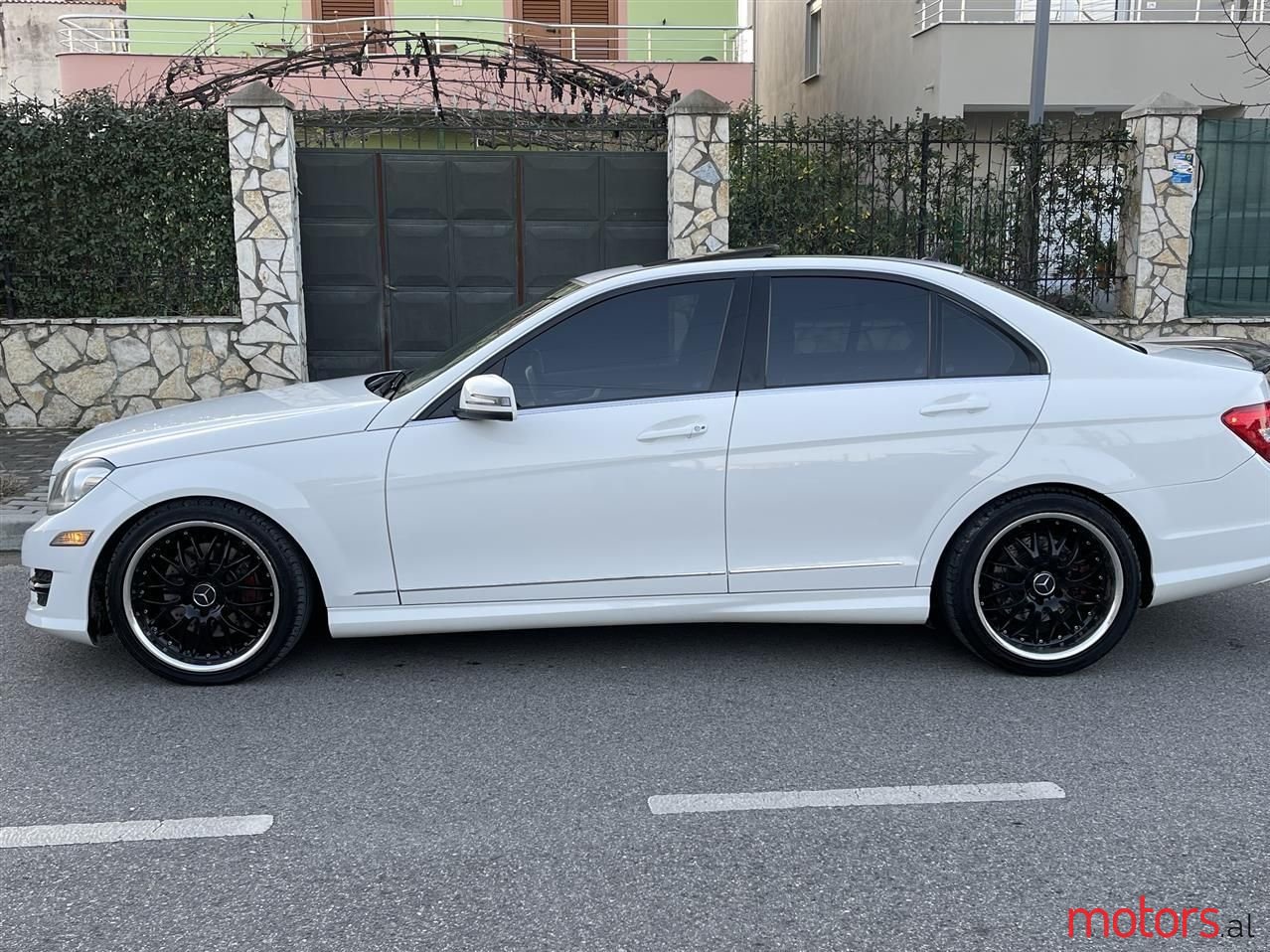 2013' Mercedes-Benz 350 photo #3