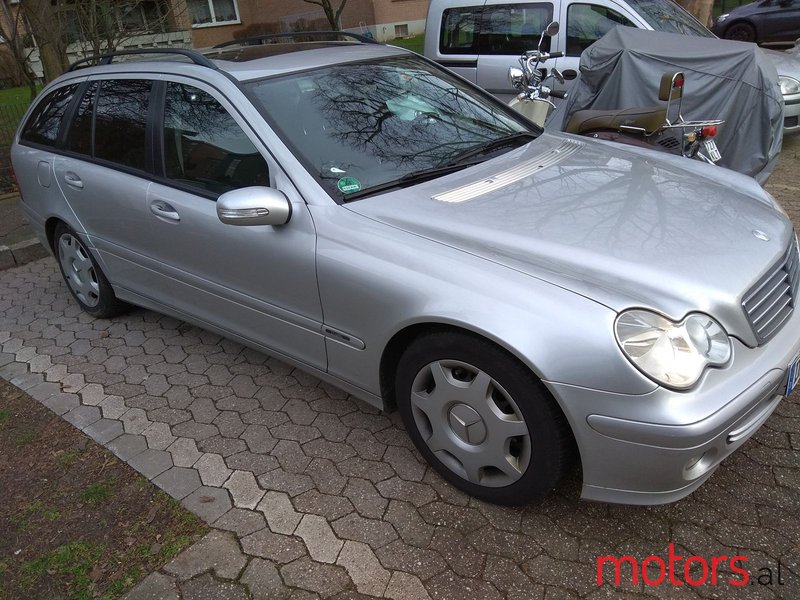 2004' Mercedes-Benz C-Class photo #6