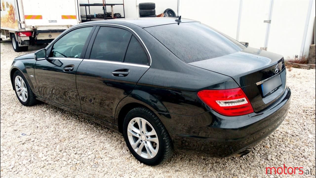 2011' Mercedes-Benz C 180 photo #6