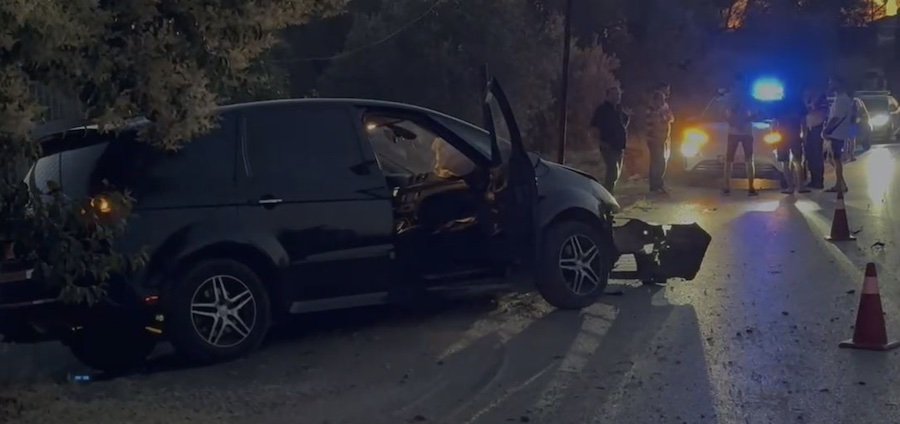Aksident në Fier-Cakran/ Përplasen dy automjete, disa të plagosur