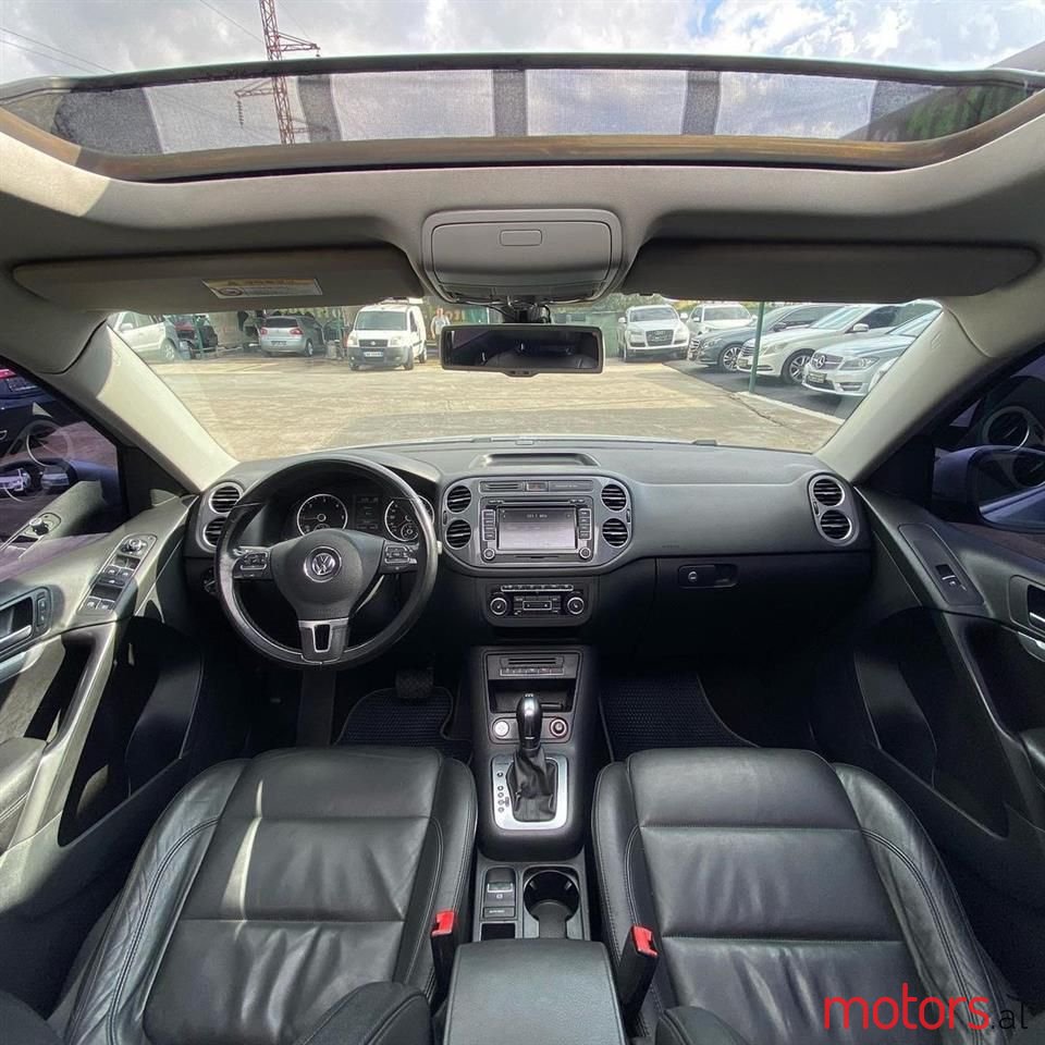 2013' Volkswagen Tiguan photo #4