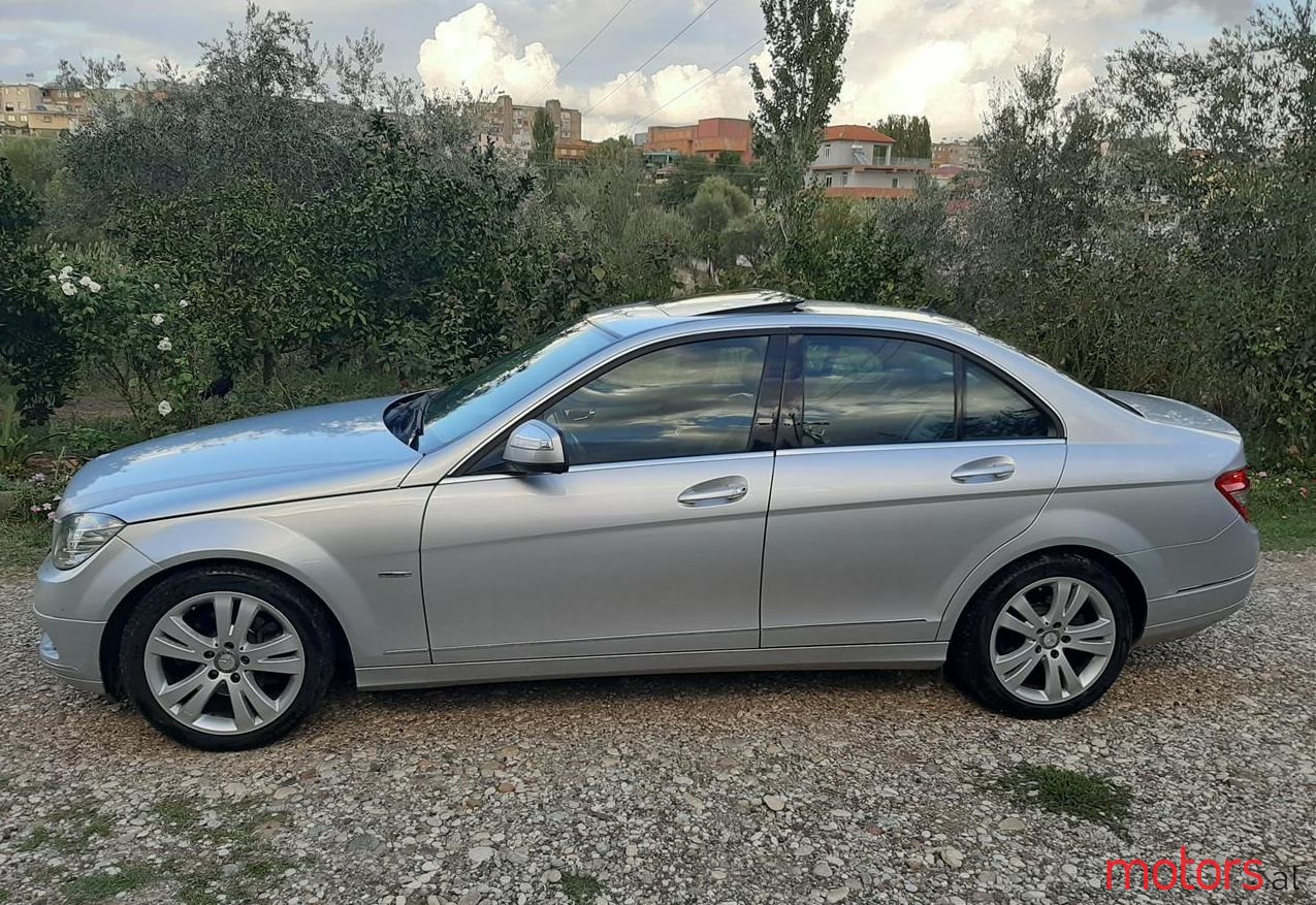 2008' Mercedes-Benz C 220 photo #1