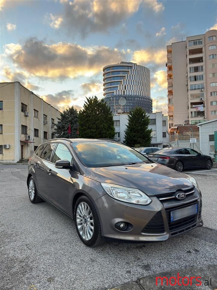 2012' Ford Focus photo #2