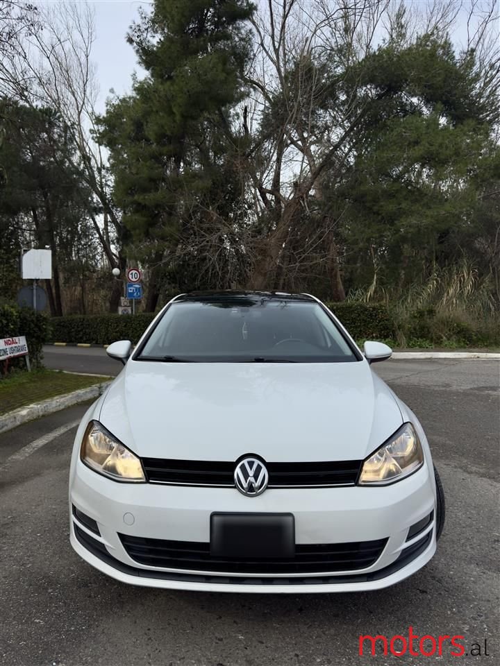 2016' Volkswagen Golf photo #1