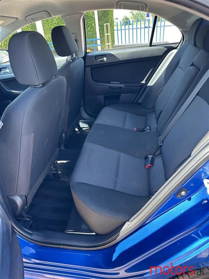 2011' Mitsubishi Lancer photo #6