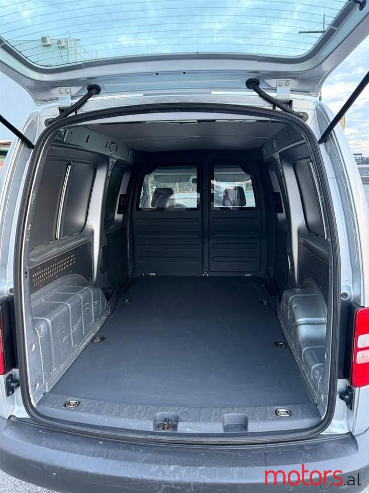 2013' Volkswagen Caddy photo #2