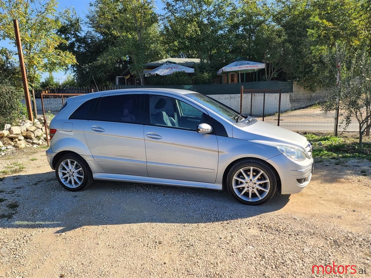 2008' Mercedes-Benz B 180 photo #3