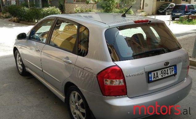 2005' Kia Cerato photo #1