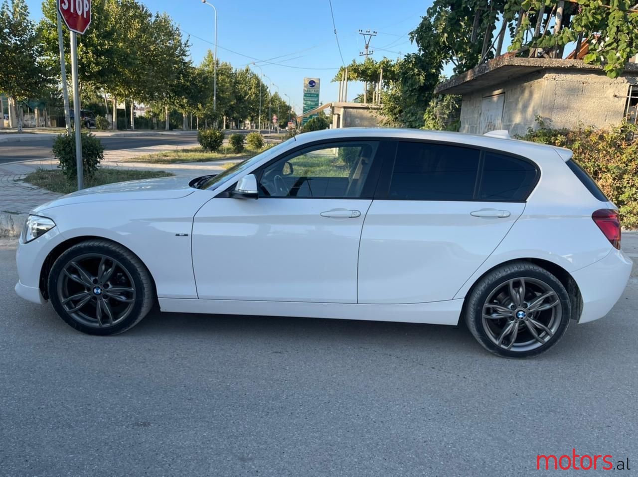 2013' BMW 116 photo #3