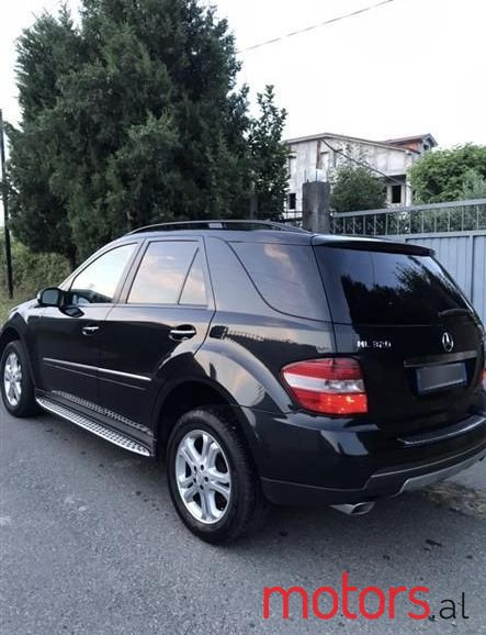 2005' Mercedes-Benz ML 320 photo #3