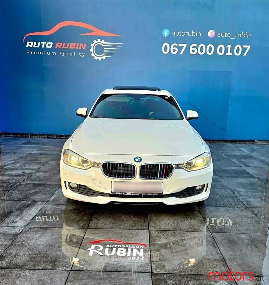 2012' BMW 320 photo #2