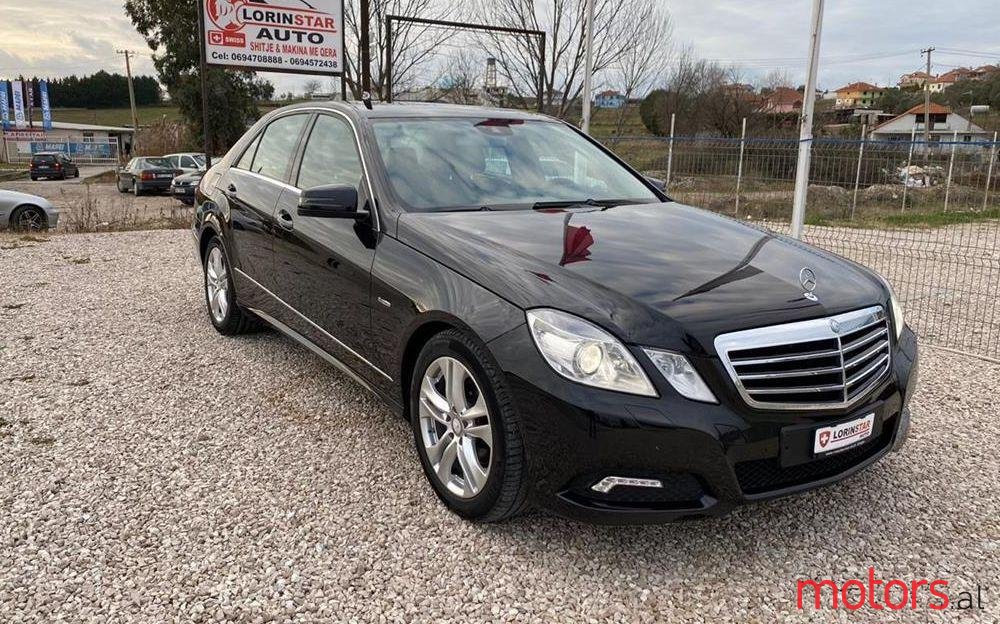 2009' Mercedes-Benz E 220 photo #1