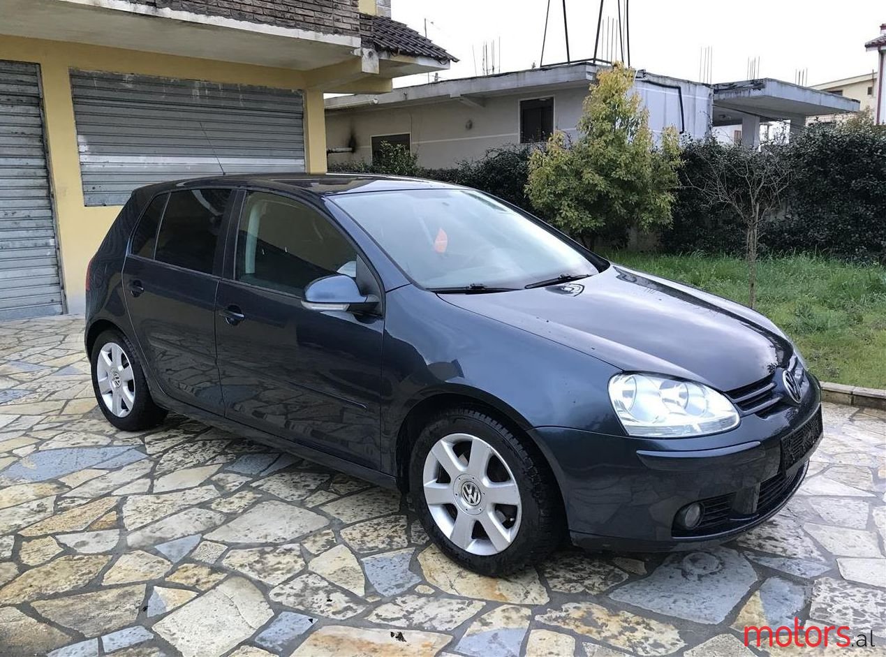 2008' Volkswagen Golf photo #1