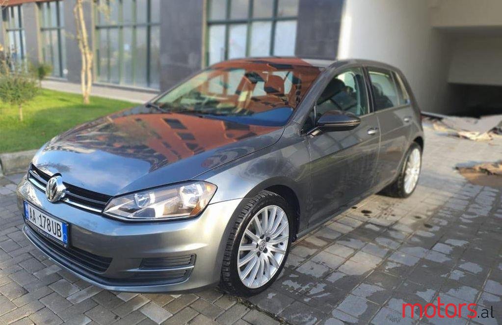 2015' Volkswagen Golf photo #1