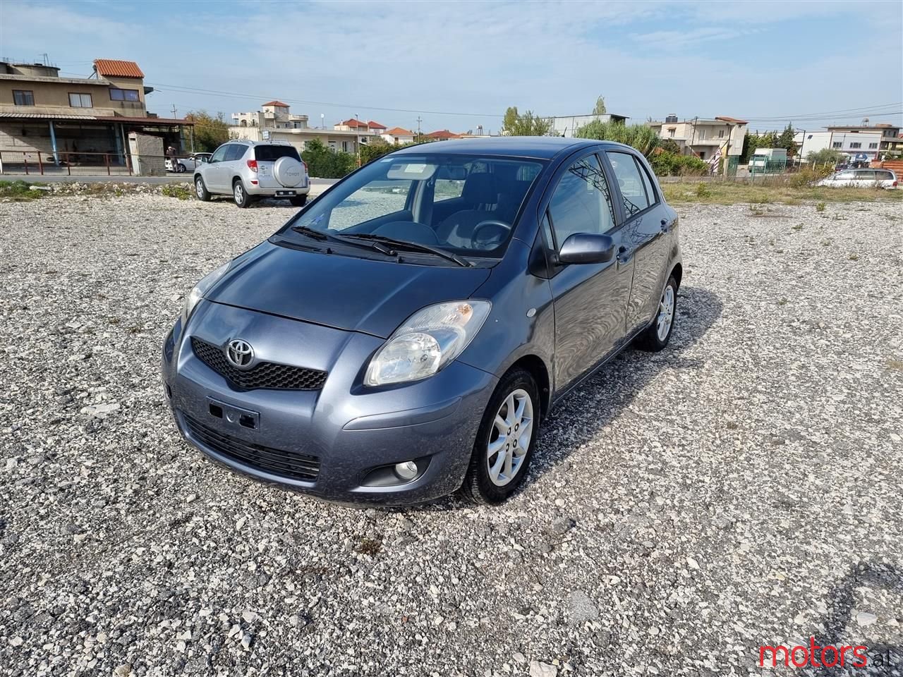 2009' Toyota Yaris photo #1