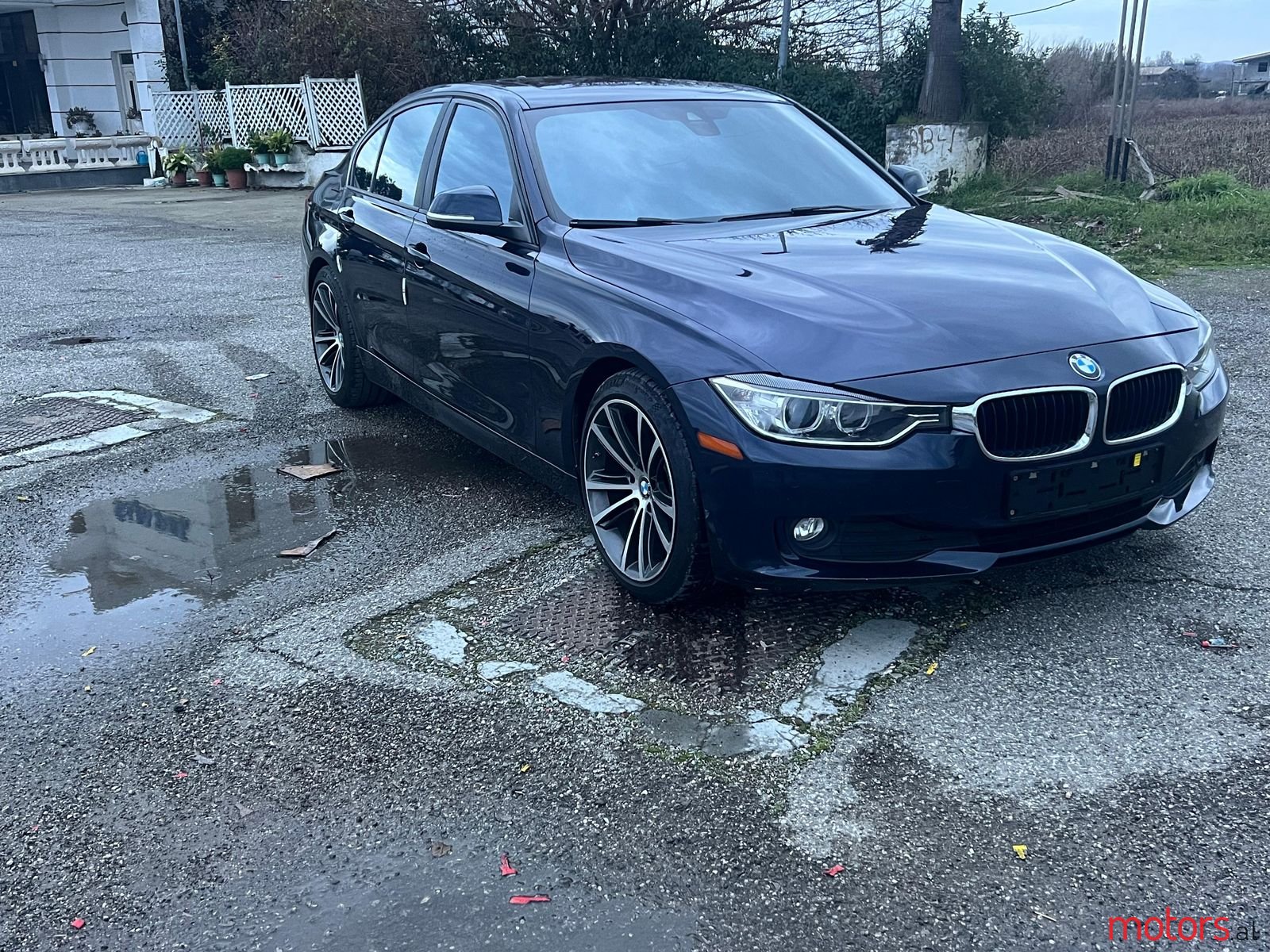 2016' BMW 320 photo #3