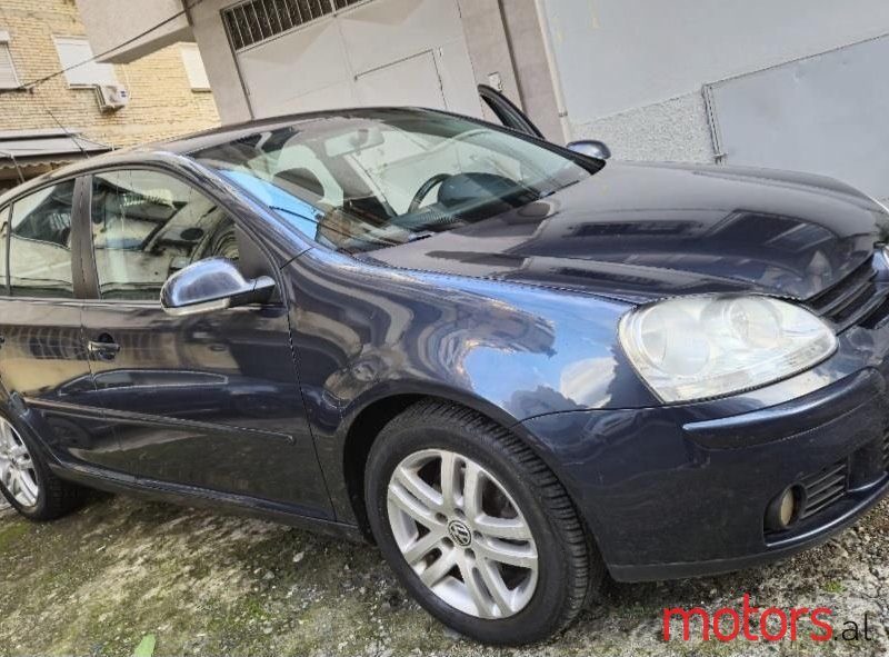 2008' Volkswagen Golf photo #1