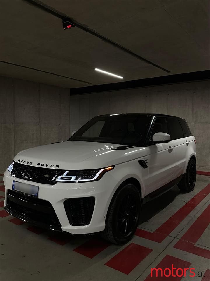 2018' Land Rover Range Rover Sport photo #3