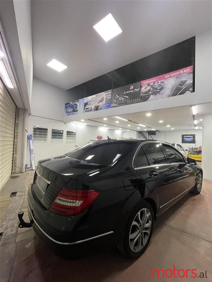 2012' Mercedes-Benz C 220 photo #2