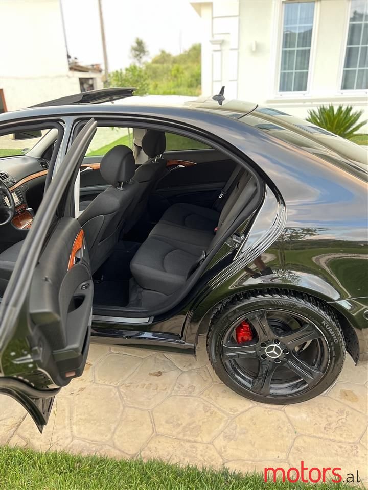 2007' Mercedes-Benz E 320 photo #5