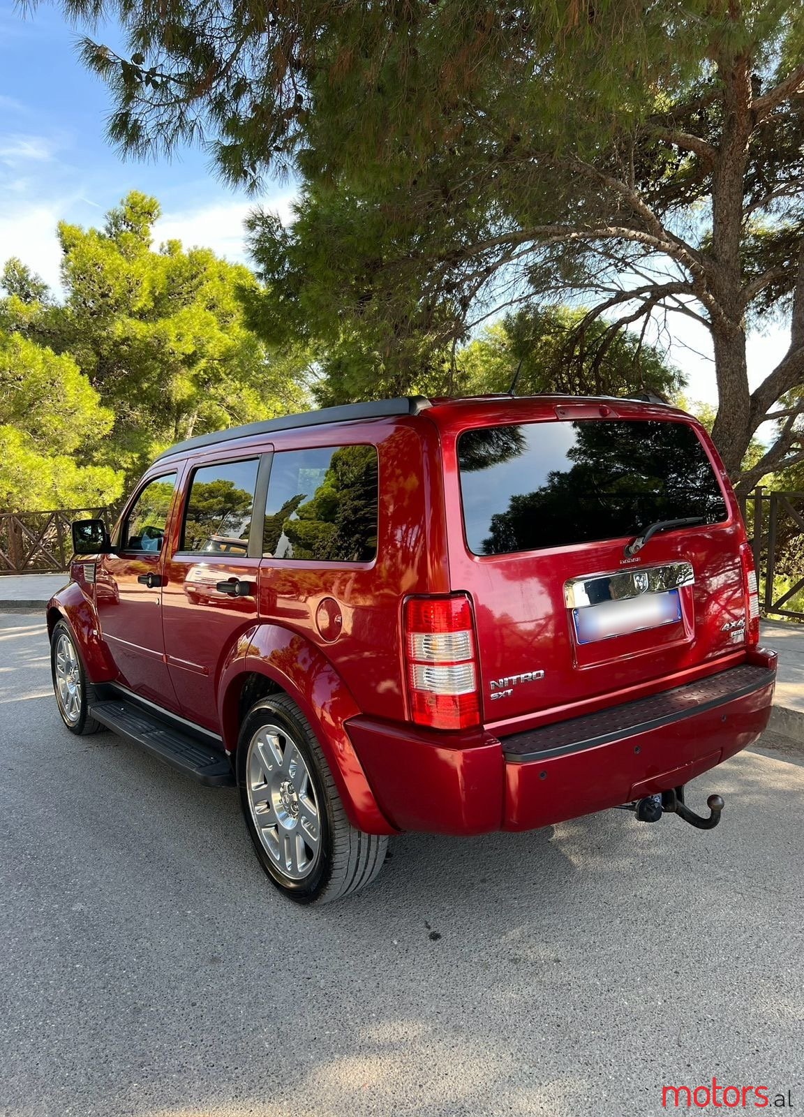2008' Dodge Nitro photo #3