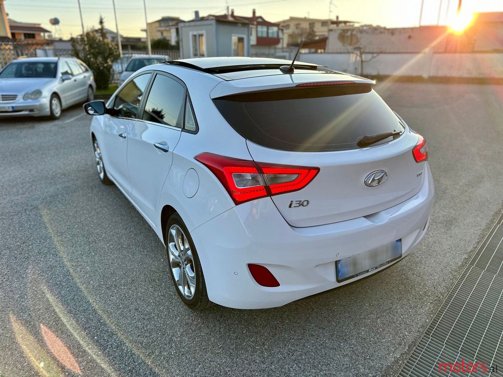 2012' Hyundai i30 photo #2