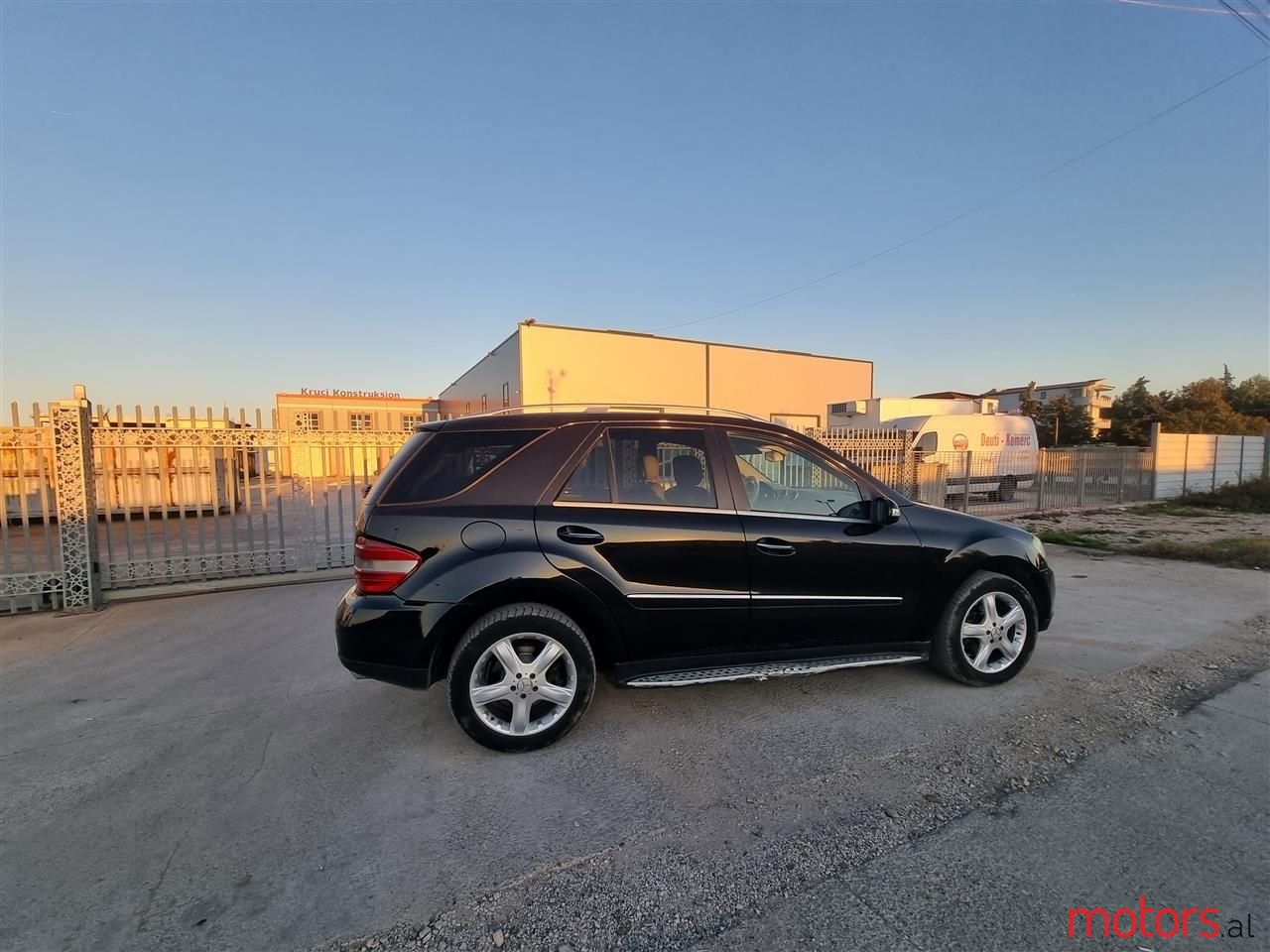 2007' Mercedes-Benz 280 photo #2