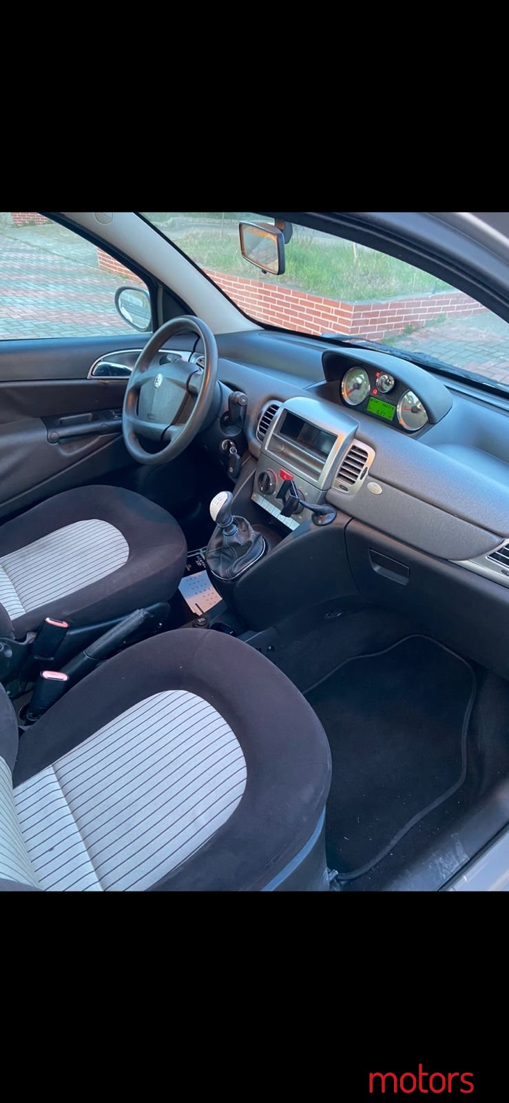 2007' Lancia Ypsilon photo #6