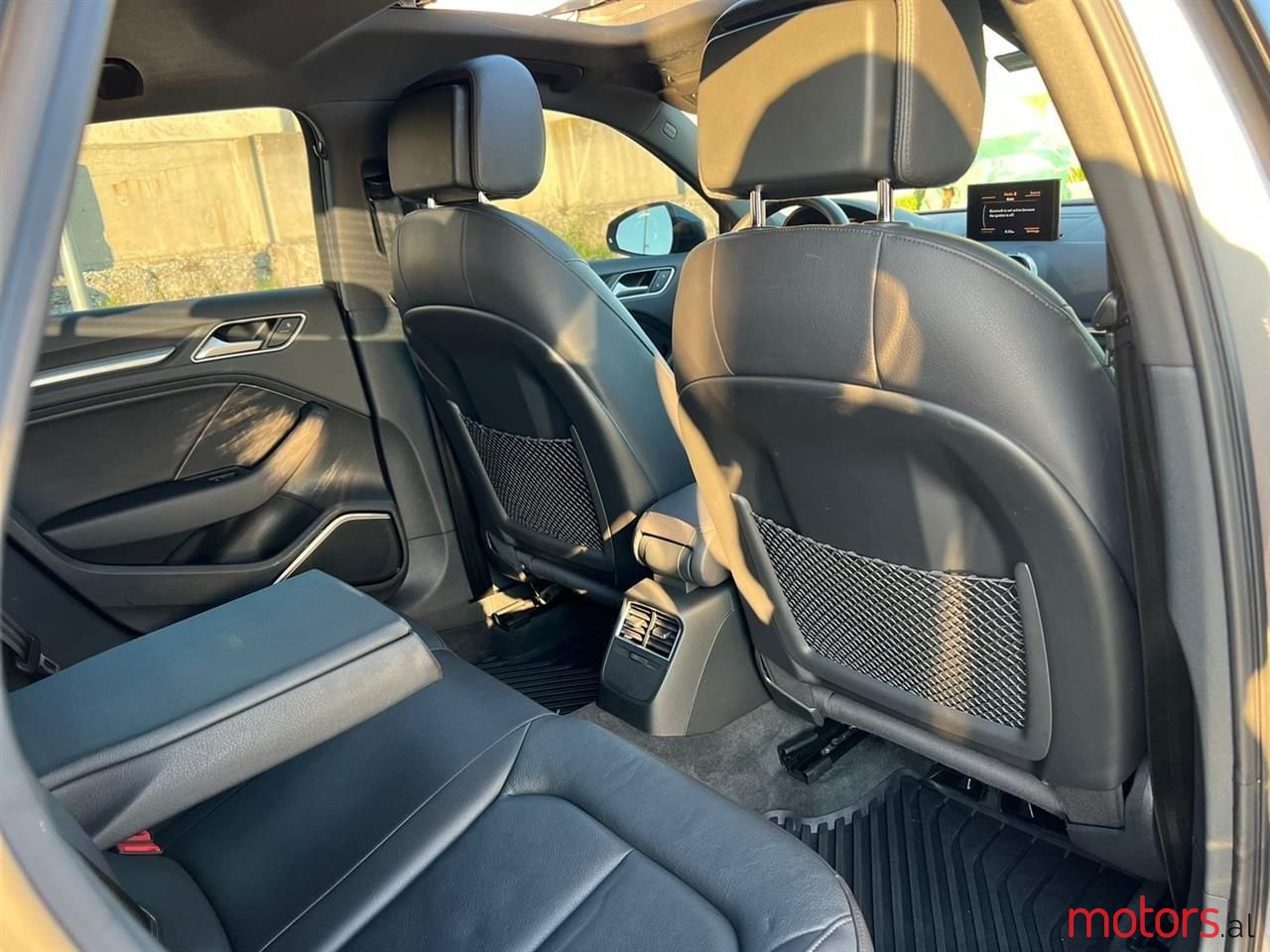 2015' Audi A3 photo #2