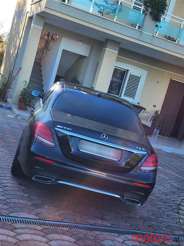 2016' Mercedes-Benz E 220 photo #4